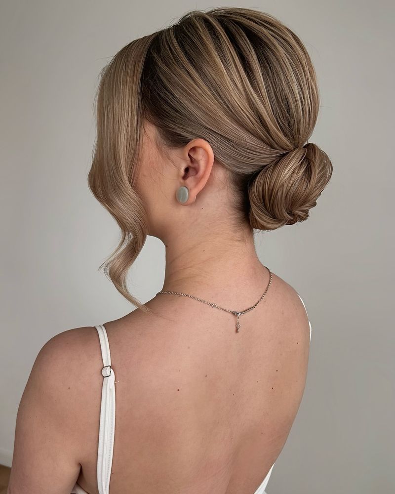 Sleek Hairstyles Over Trendy Cuts