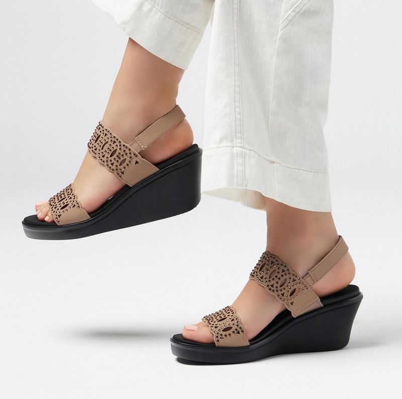 Skechers Rumble On Sassy Dayz Sandal
