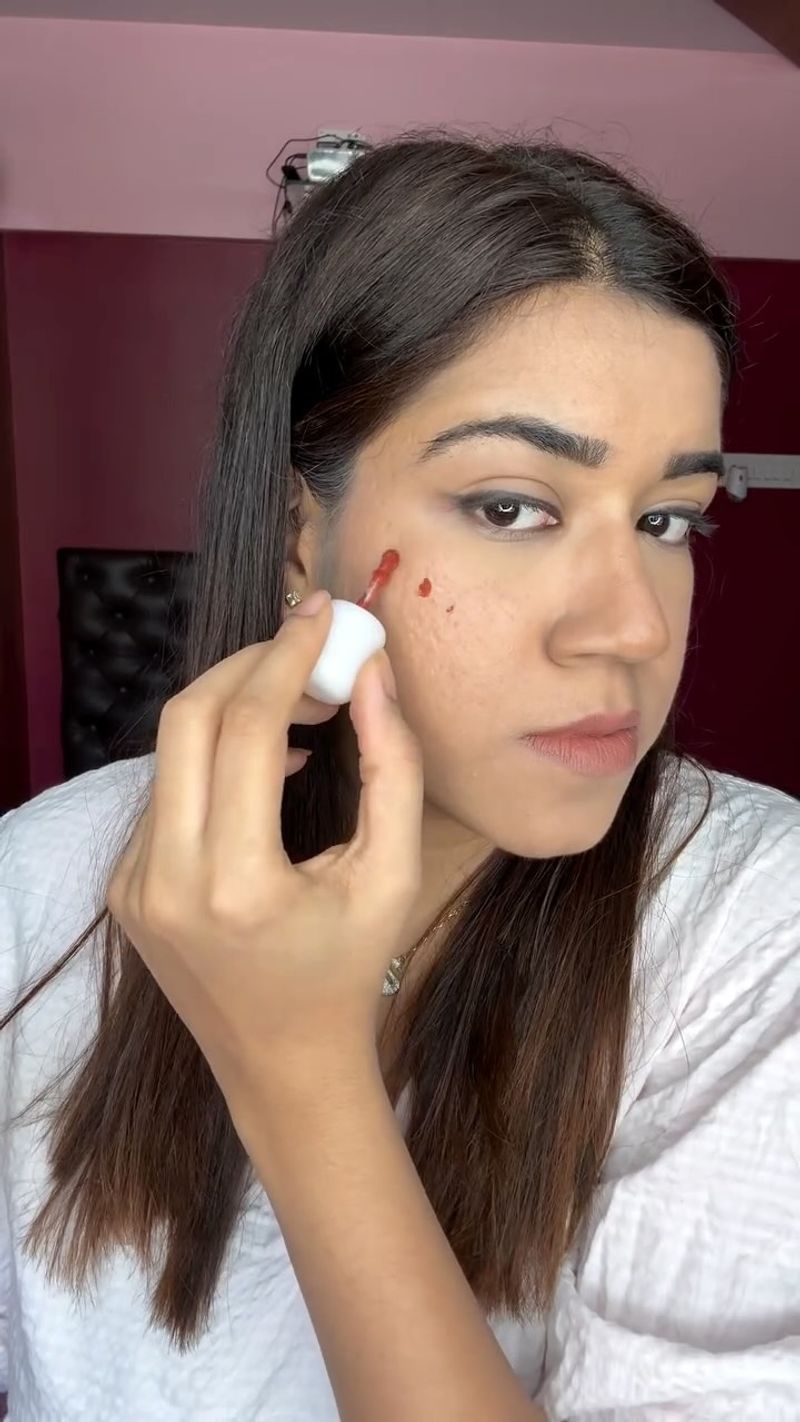 Damp Beauty Sponge for Flawless Foundation